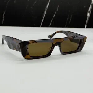 Gucci | Accessories | New Gg331s 06 Gucci Sunglasses Grey  display picture 1